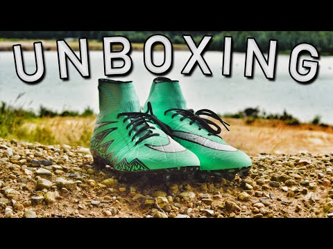 UNBOXING - Nike Hypervenom Phantom 2 Green Glow (Metal Flash Pack)