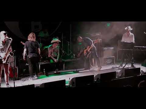 VIAGRA BOYS: Big Boy (LIVE) Sep 26, 2022 Catalyst Santa Cruz, CA, USA / Sebastian Murphy 🐒☯☯️🌍 🦐🍤🙈🙉🙊