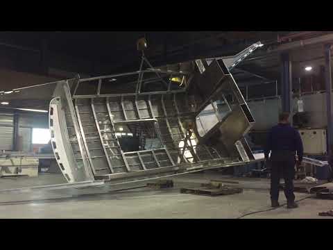 Aluminium pilot house of Qilak turned