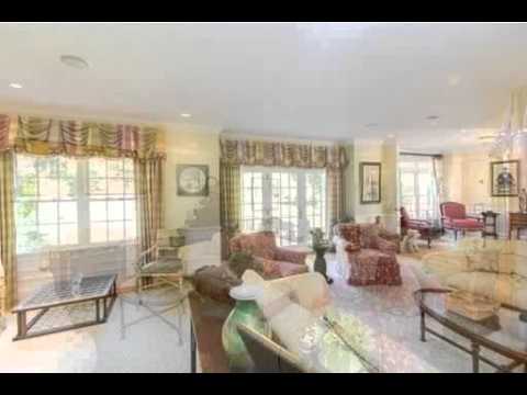 81 Livingston Rd, Wellesley, MA - Listed by Lynn Donahue, Lynn Donahue