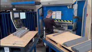 Prodaja Trumpf TrumaBend V50 mašine za savijanje limova - Slika 5 | Machineryline BA Trumpf TrumaBend V50 mašina za savijanje limova | Slika 5 - Machineryline