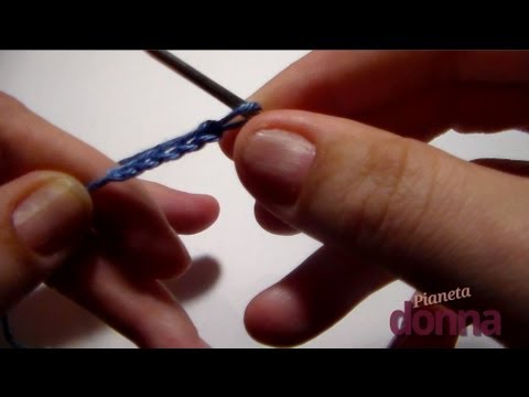 Basic Crochet Stitches: The Chain Stitch (Lesson 1)