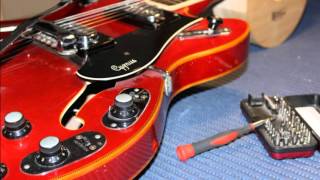 Video thumbnail for Eko Cygnus  Restauro e ripristino elettronica by Bedini Custom Guitars