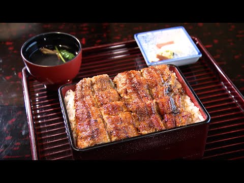 “Delicia que preocupa a los restaurantes de anguila” Los precios se están disparando... Una tienda especializada enseña medidas de autodefensa para el presupuesto familiar con “un solo esfuerzo” en casa