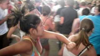 Big D and the Kids Table skanking at Scranton warped tour