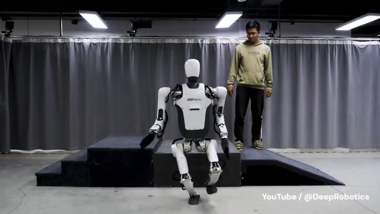 DR01 Humanoid Robot Indoor And Outdoor Testing