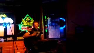 Download lagu God Bless the Broken Road Live.mp4 mp3