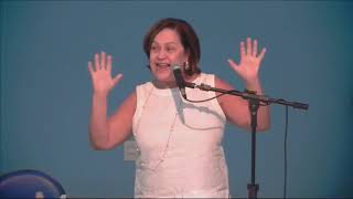 Talva Lana Sampaio ESE, Cap�tulo IV, item 18 - A Reencarna��o fortalece os la�os de fam�lia, ao passo que a unicidade da exist�ncia os rompe.