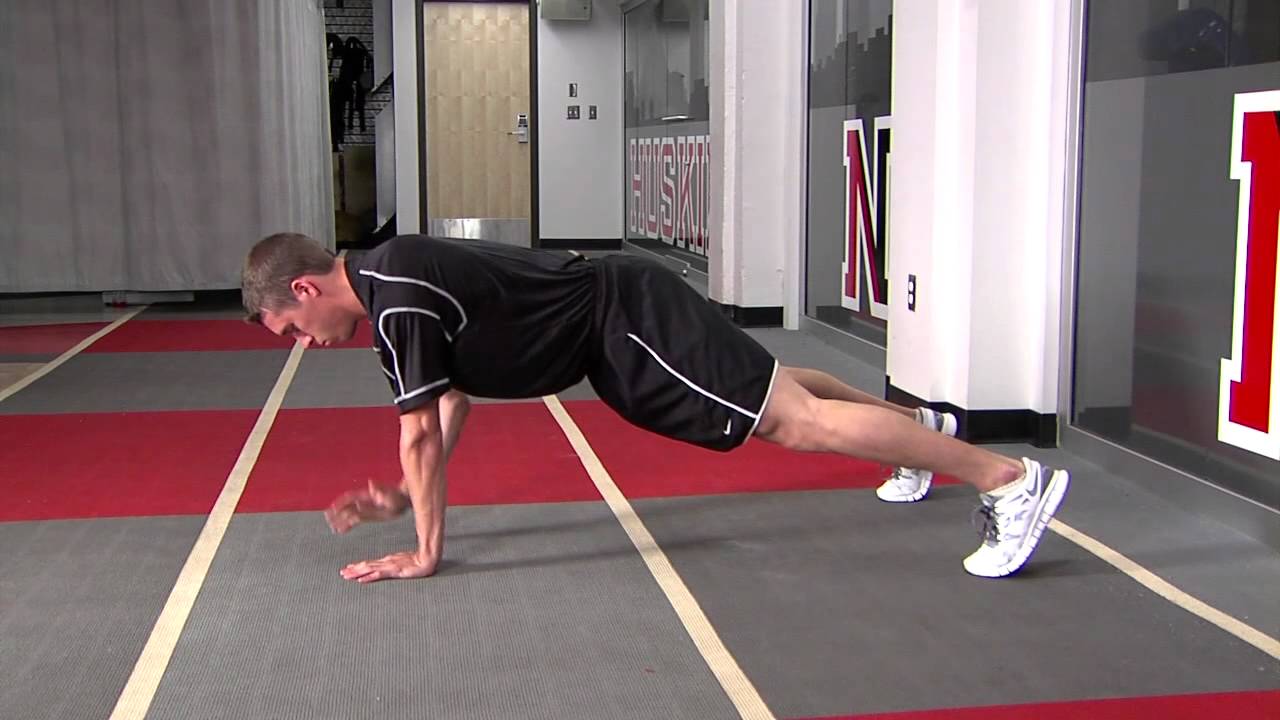 All you need is your bodyweight and these three physical therapist-approved exercises to strengthen an injury-prone lower back 5 Plank w/shoulder taps - YouTube