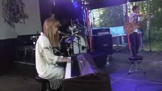 Anna Von Hausswolff - Singing From The Grave