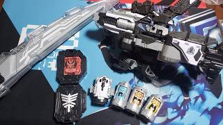 【実写】オメガホーン始まった日にDXギャバリオントリガーとDXギャバリオンセイバーを開封してギャバンインフィニティへの思いを馳せる男