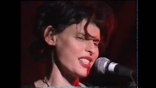 Deborah Conway (live)