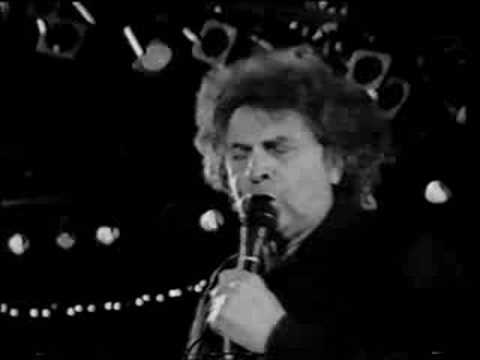 Mikis Theodorakis in East Berlin 1987: 20 Ena to Chelidoni