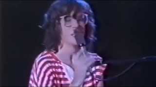 Mientras miro las nuevas olas [Charly Garcia] SERU GIRAN 1982