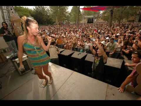 Ronen Dahan Feat. Michele Adamson - Your Kiss