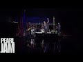 Severed Hand - Late Show With David Letterman - Pearl Jam