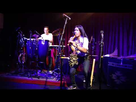 Leo Rojas em São Paulo. El Condor Pasa