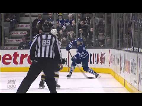 Grabovski Goal - Bruins 5 vs Leafs 4 - Mar 6th 2012 (HD)