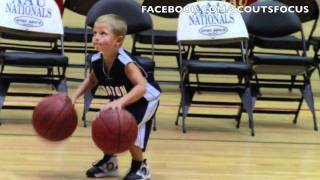 Смотреть онлайн Пятилетний мальчик баскетболист