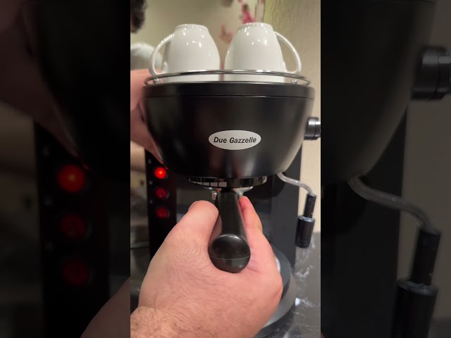 ماكينة تحضير قهوة