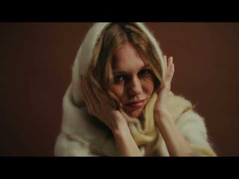 Knit season is on 🧶 Lion of Porches