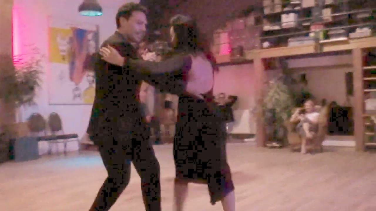 Video thumbnail for demo 3  Pablo Moyano en Valeria Maside op 13 mei 2023 in Casa 32