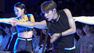 Download lagu 171017 태민_MOVE 슈퍼콤마비(SCB) 헤라서울패션위크 SEOUL FASHION WEEK move taemin move mp3 Download lagu 171017 태민_MOVE 슈퍼콤마비(SCB) 헤라서울패션위크 SEOUL FASHION WEEK move taemin move mp3