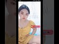 CEWEK BIGO SEKSI DASTER KUNING DUDUK N ANGKANG PAMER PAHA MULUS ENJOY Bigo Bigoasa
