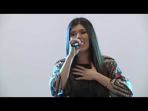 E LINIȘTE ÎN CODRUL VERDE | PAULA SELING | MICUL DEJUN CU RUGĂCIUNE 2018 - PALATUL PARLAMENTULUI