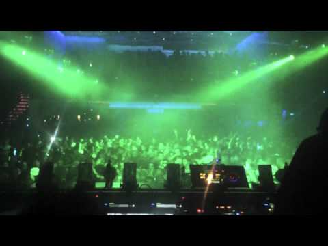 Carl Cox - 3. July 2012 Space Ibiza (The Revolution Recruits Opening Night) Pt.1