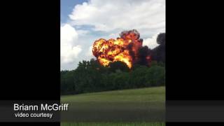 Witness films, reacts to Blue Angels crash in Smyrna