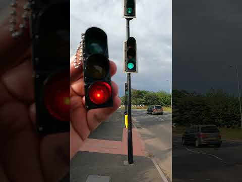 Toy Traffic Light Keychain