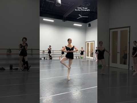 I didn’t think this was gunna go well 😂🩰 #ballet #ballerina #fouettes #spinning #turns