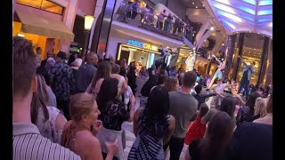 HARMONY OF THE SEAS   SEA DAYS ON THE WAY TO ROATAN