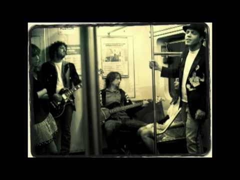 Mais Uma Vez - Código B