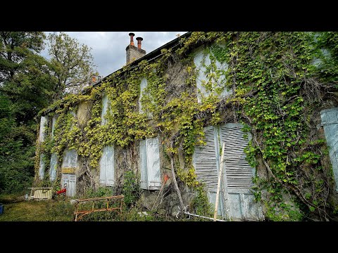 ABANDONED HOUSE OF A FRENCH HOARDER FROZEN IN TIME WITH EVERYTHING LEFT BEHIND