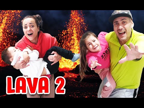 MARTINA MISSY E  MAMMA TY SCAPPANO DALLA LAVA DELL' ETNA DURANTE L'ERUZIONE MA SI BLOCCA L'ASCENSORE