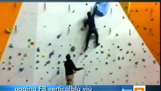 preview picture of video 'VerticalBluServizioRai3-12-12-2012'