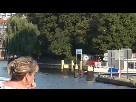 Schleusen Ausfahrt/ Botschaft Niederlande