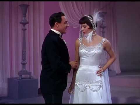 Cyd Charisse w/ Gene Kelly (1952) Singin' in the Rain [Broadway Melody Ballet #2]
