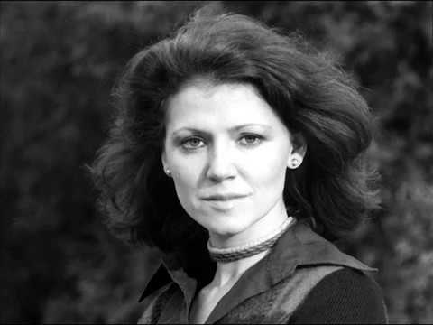 Halina Frąckowiak  - Serca gwiazd