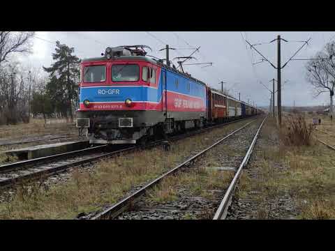 Tren de marfa GFR trece prin Suceava Vest cu 40-1011-8 & 40-0723-9 - 28.03.2021