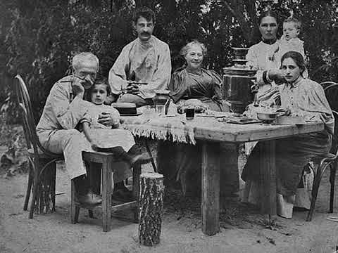 Russian foxtrot 1935: Peter Lescenco -  Dunya (I love your dumplings!)