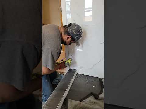 WHAT TYPE OF DRILL BIT SHOULD I USE TO AVOID DAMAGE TO THE TILE | Nayo Mateo in construction #shorts