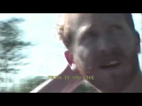 Max Fry - dead / gone (feat. kerri) [Official Lyric Video]