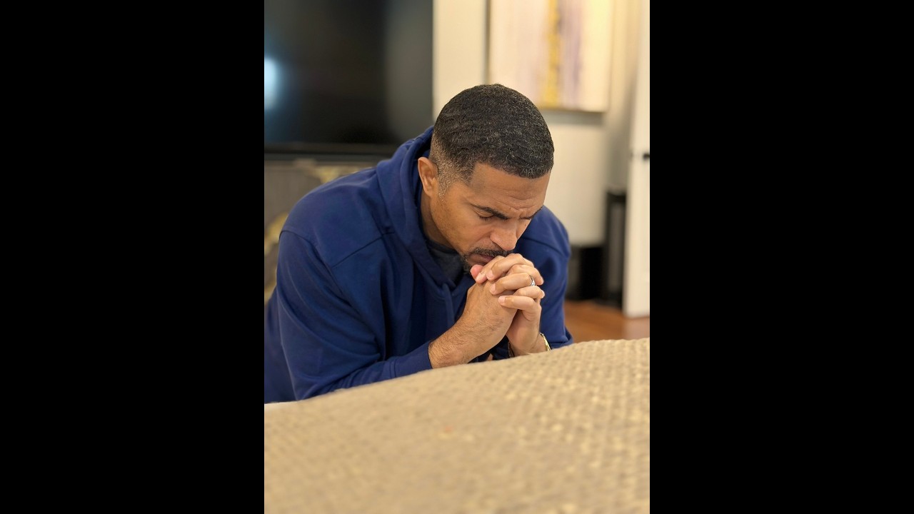 When Anthony prays to God for his wife back!