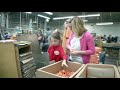 How People Make Crayons 2