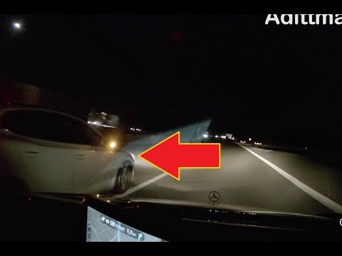 Dashcam Germany, Fehler beim Spurwechsel auf der Autobahn, fast Unfall