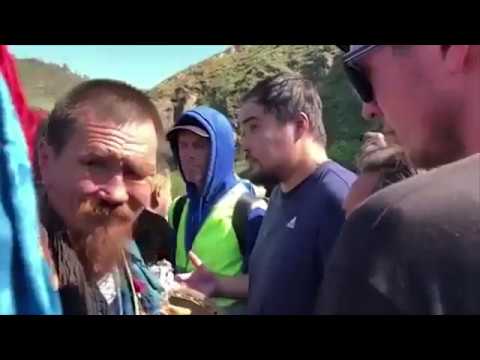 Бурятские шаманы преградили путь Шаману Саше из Якутии (видео) Бурятские шаманы преградили путь Шаману Саше из Якутии (видео)