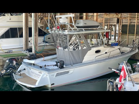 2017 Bertram 25 Video